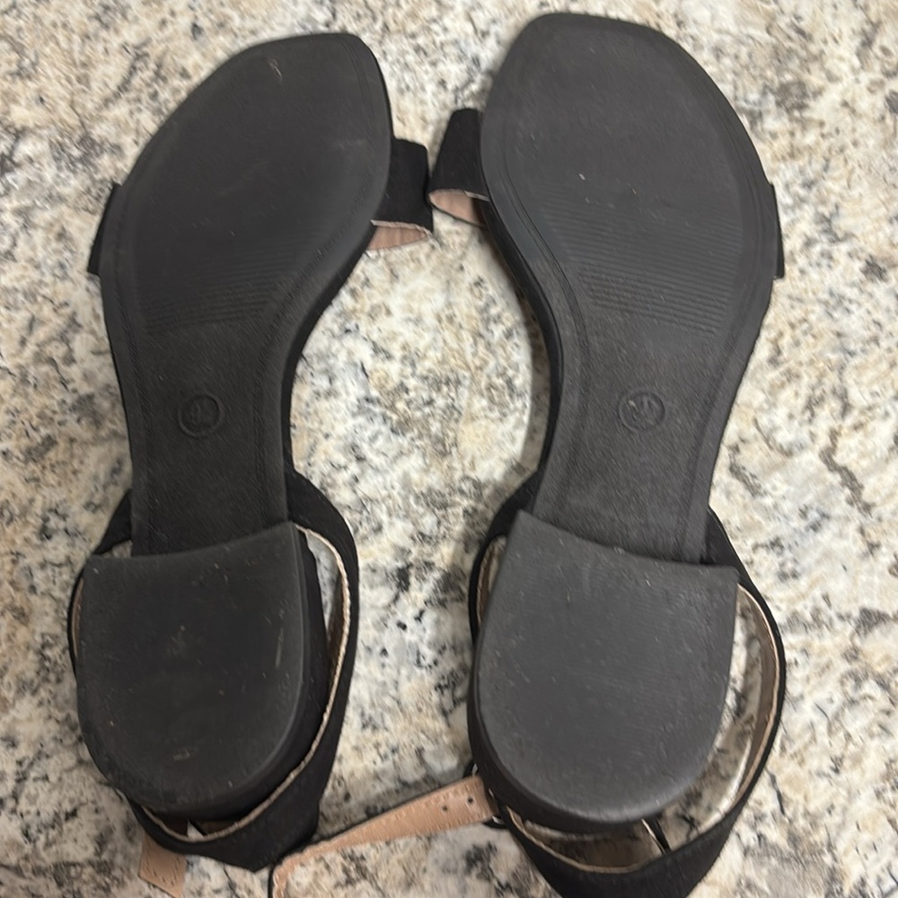 Cushionaire,Black Women's open toe, Sandals. Size 9.5 - Picture 6 of 7
